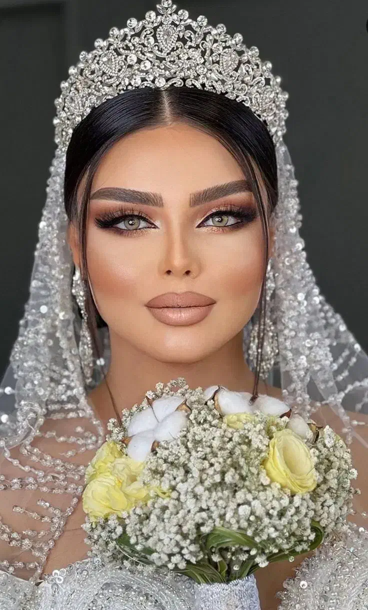 عروس،میکاپ،شینیونvip،سالن شیک جنوب تهران|خدمات آرایشگری و زیبایی|تهران, خانی آباد نو شمالی|دیوار