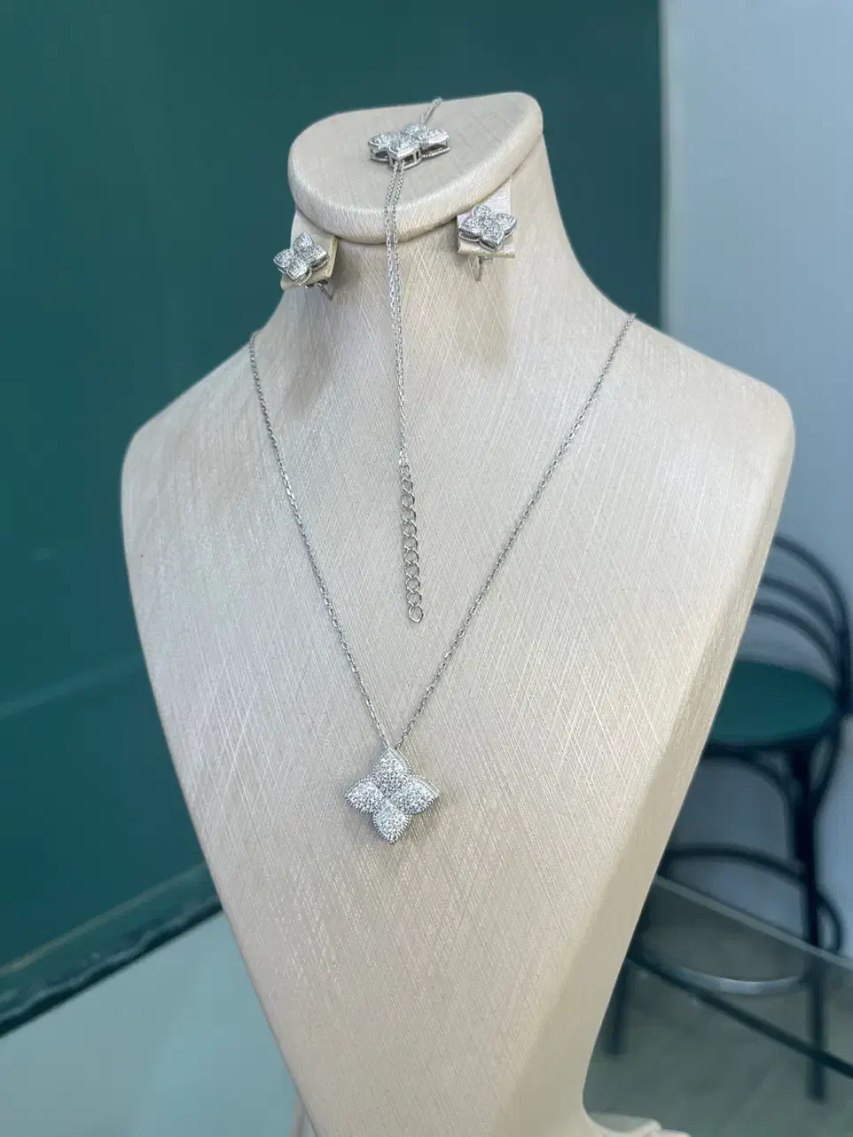 خریدار نقره دست دو شما|جواهرات|تاکستان, |دیوار