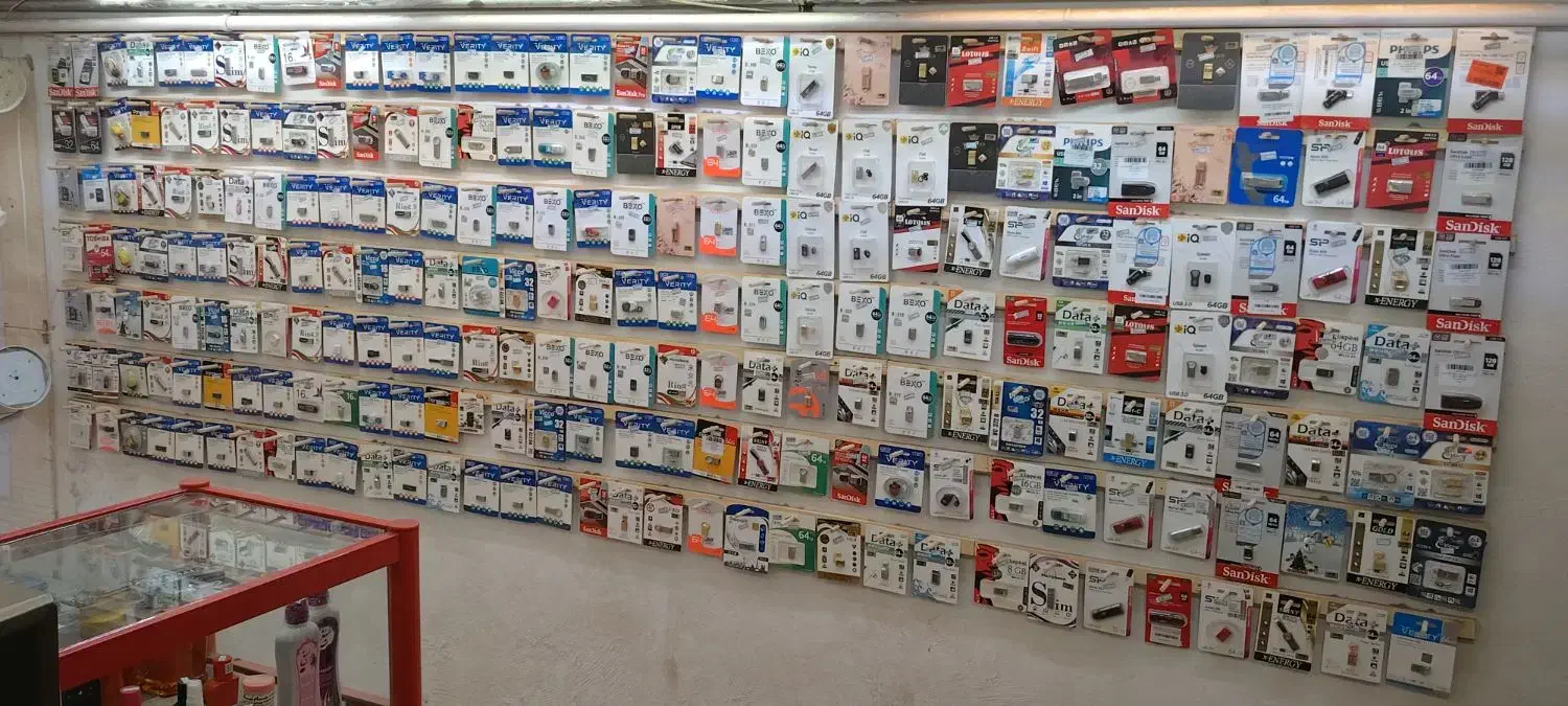 متنوع ترین لوازم جانبی و فلش و رم|قطعات و لوازم جانبی رایانه|نیشابور, ۲۲ بهمن|دیوار