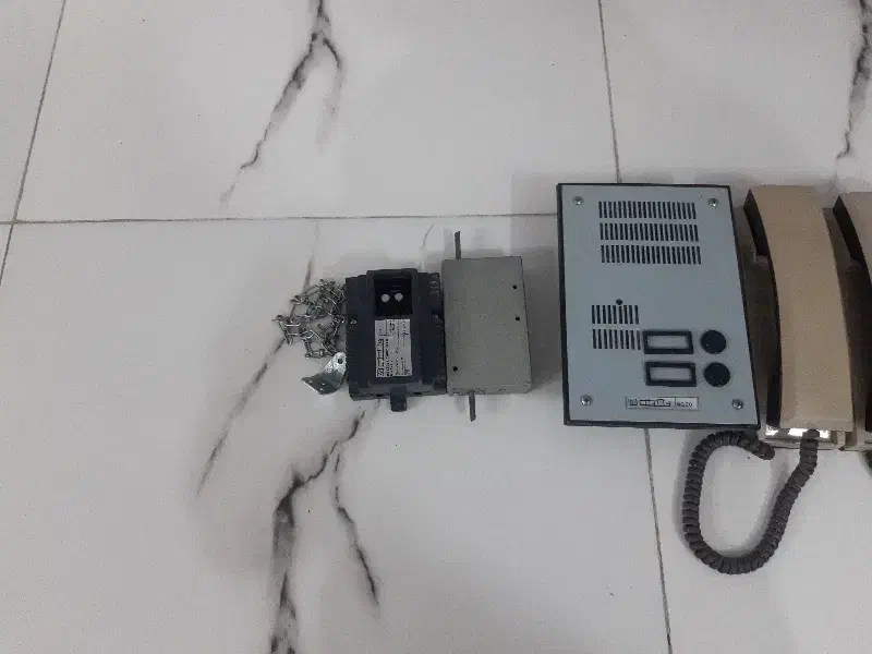 ایفون صوتی قدیمی|صوتی و تصویری|مشهد, اروند|دیوار