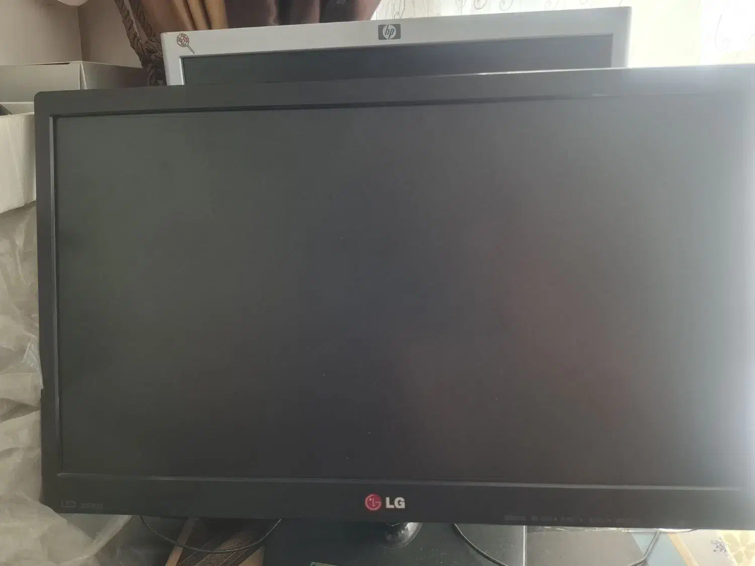 مانیتور ۱۷ و ۱۹ و ۲۰ اینچ|قطعات و لوازم جانبی رایانه|شیراز, لشکری|دیوار