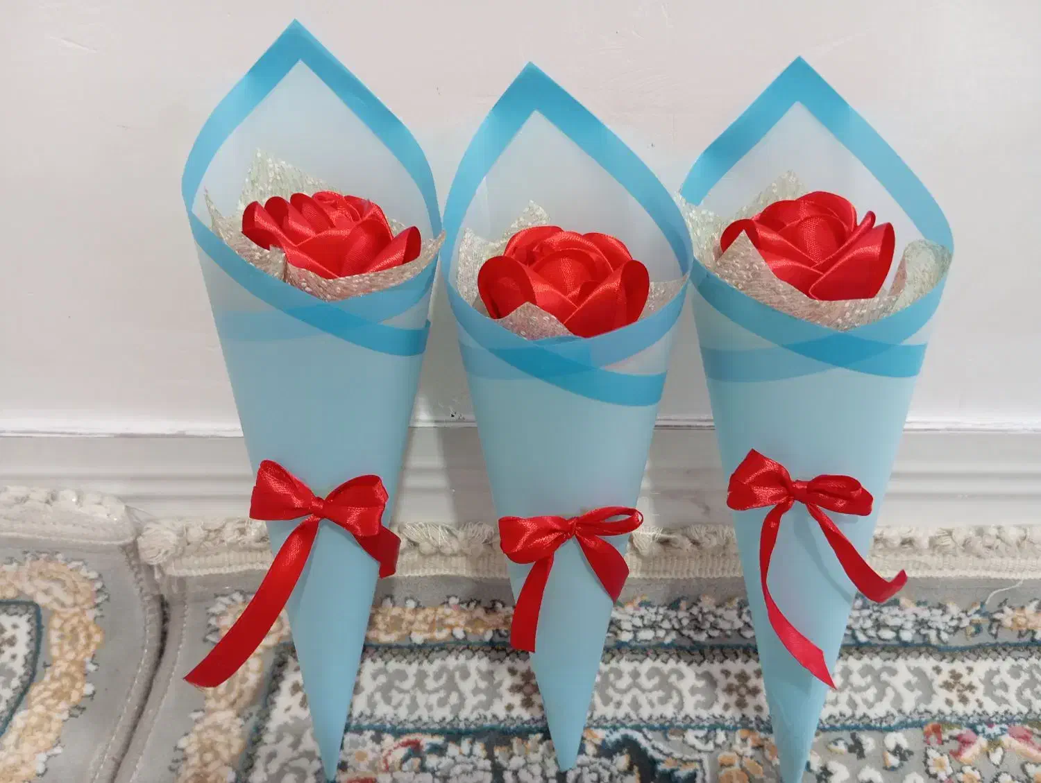 گل شاخه ای|گل مصنوعی|بروجرد, |دیوار