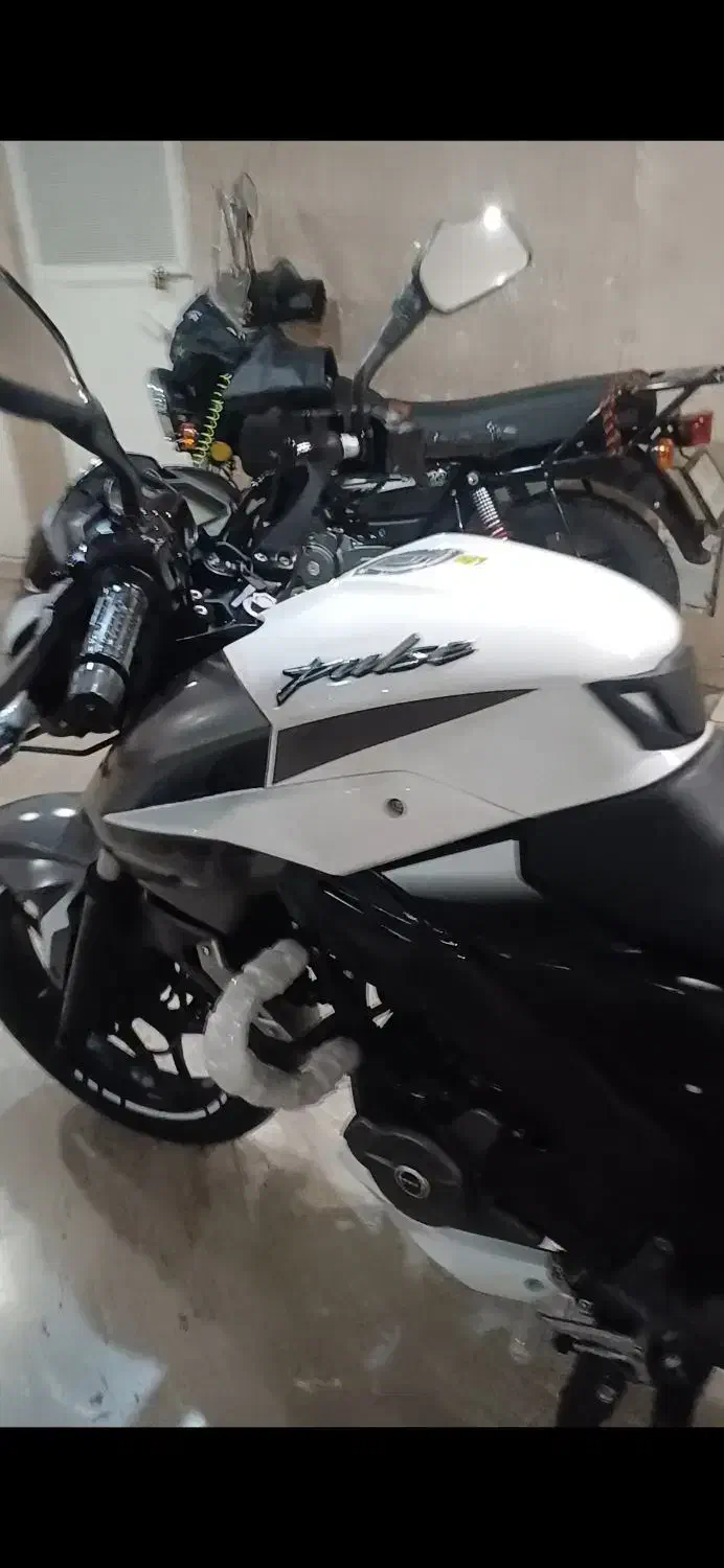 ns200|موتورسیکلت|تهران, کرمان|دیوار