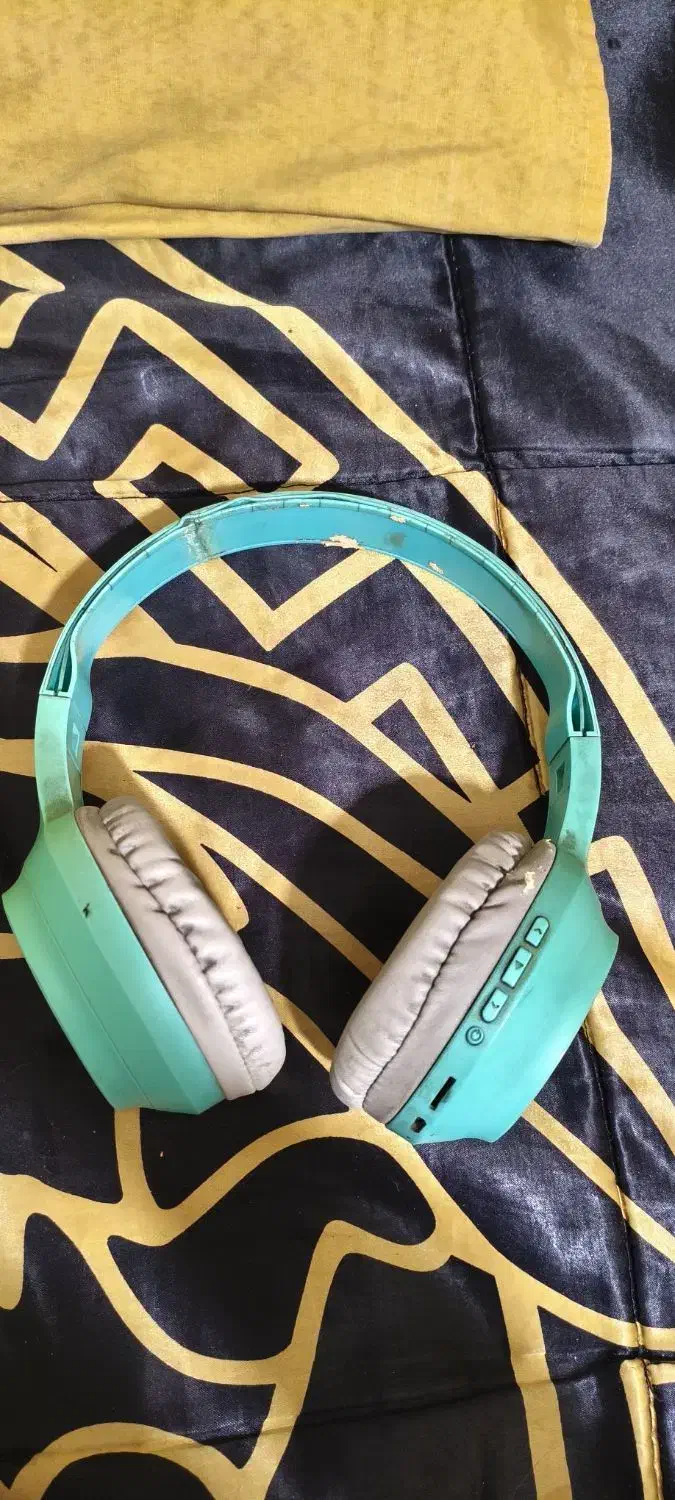 دو عدد هدفون|لوازم جانبی موبایل و تبلت|تهران, ارامنه|دیوار