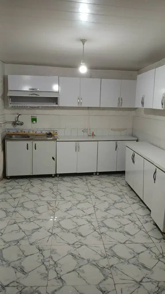 خانه واقع در میدان نبوت جنب داروخانه دربست|اجارهٔ خانه و ویلا|سنندج, |دیوار