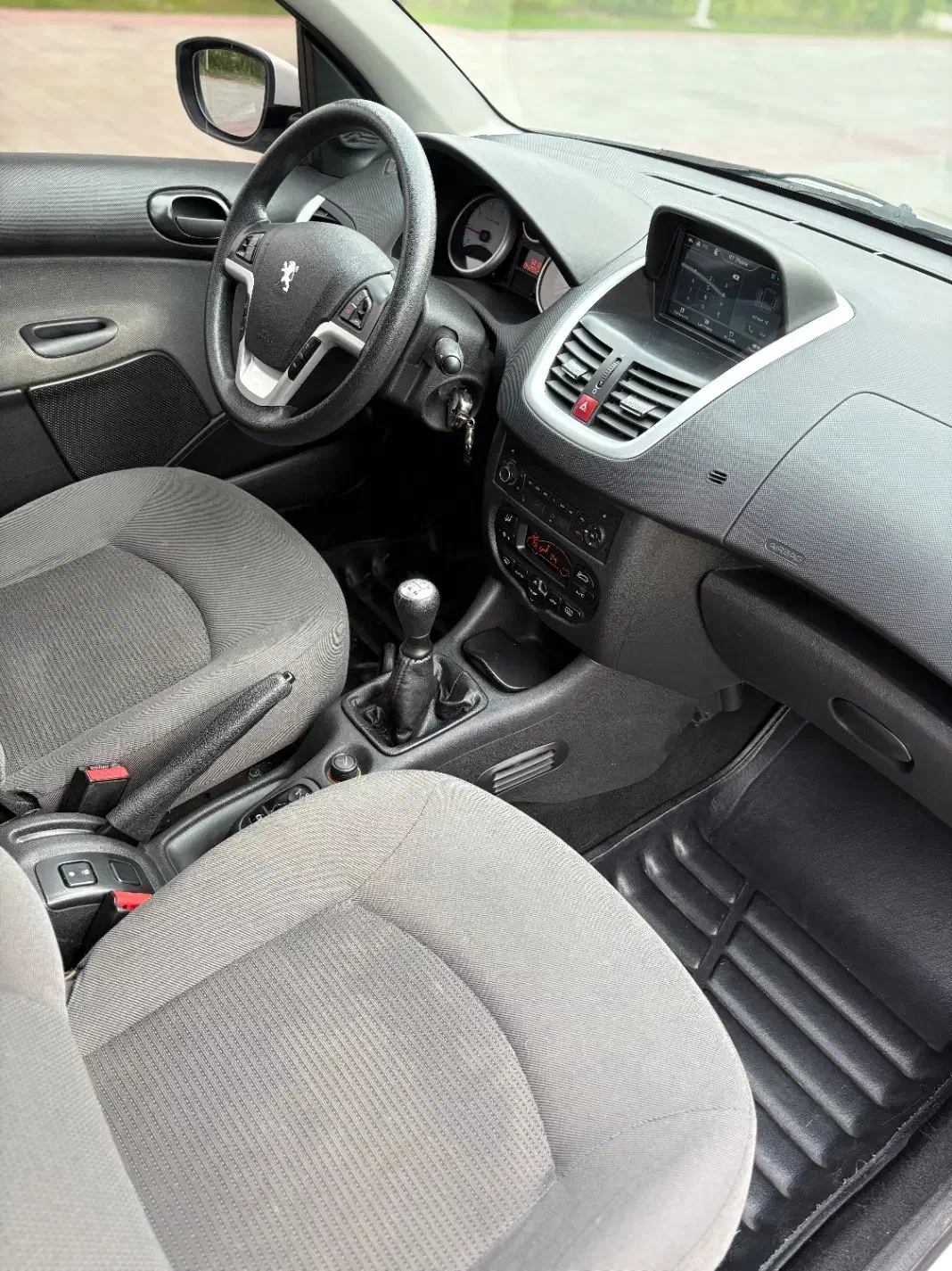 پژو 207i تیپ 3 بی رنگ|خودرو سواری و وانت|رشت, فرزانه|دیوار