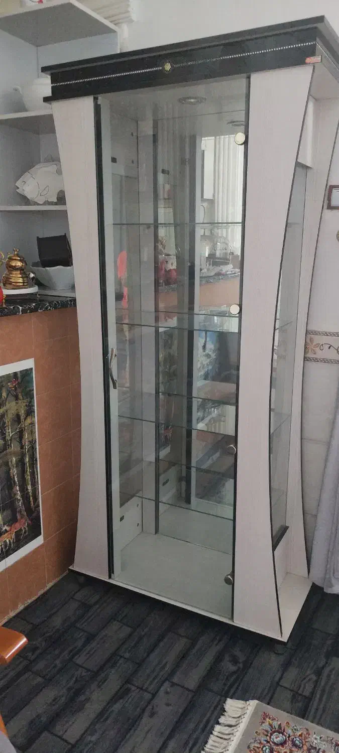 فروش فوری ویترین ایستاده|بوفه، ویترین، کنسول|الوند, |دیوار