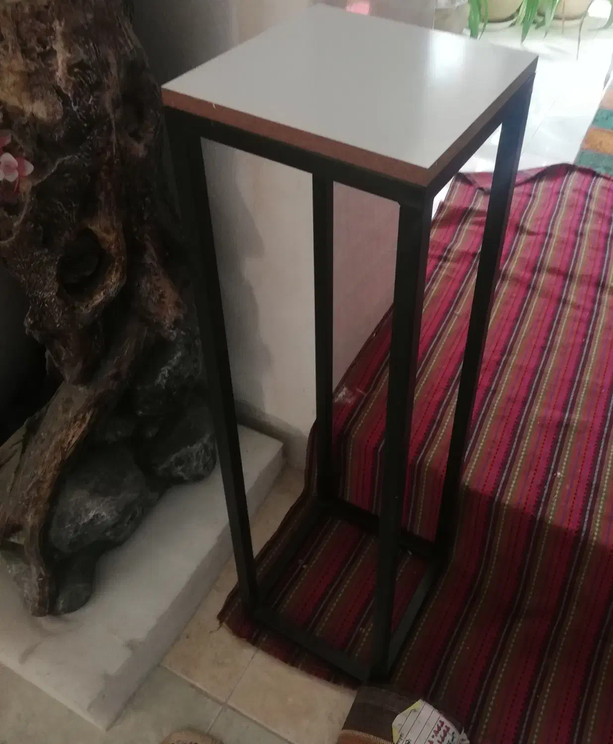 استند فلزی و چوبی|کتابخانه، شلف، قفسه‌های دیواری|صدرا-فارس, فاز ۱|دیوار