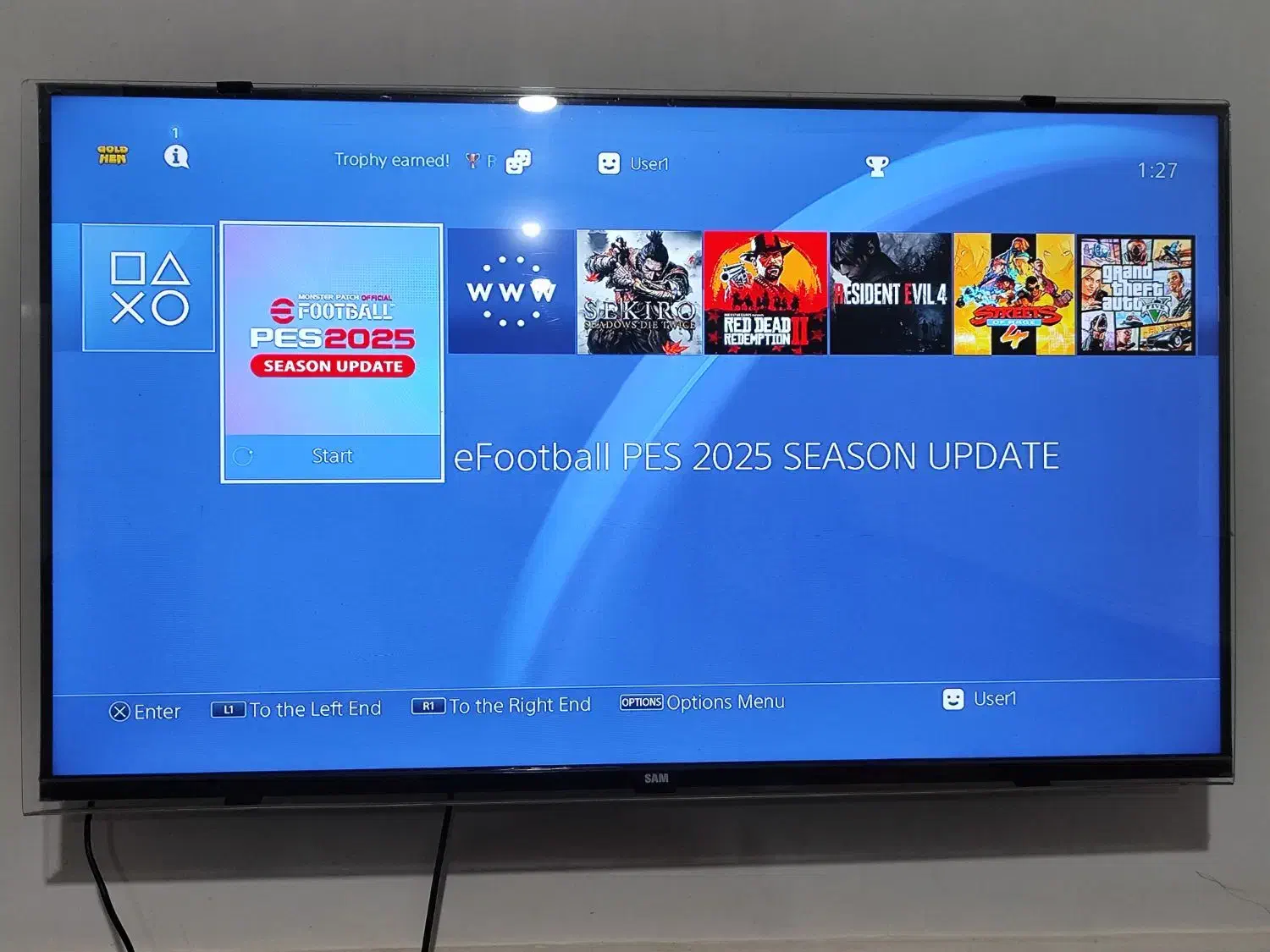 پی اس فور|کنسول، بازی ویدئویی و آنلاین|بم, |دیوار