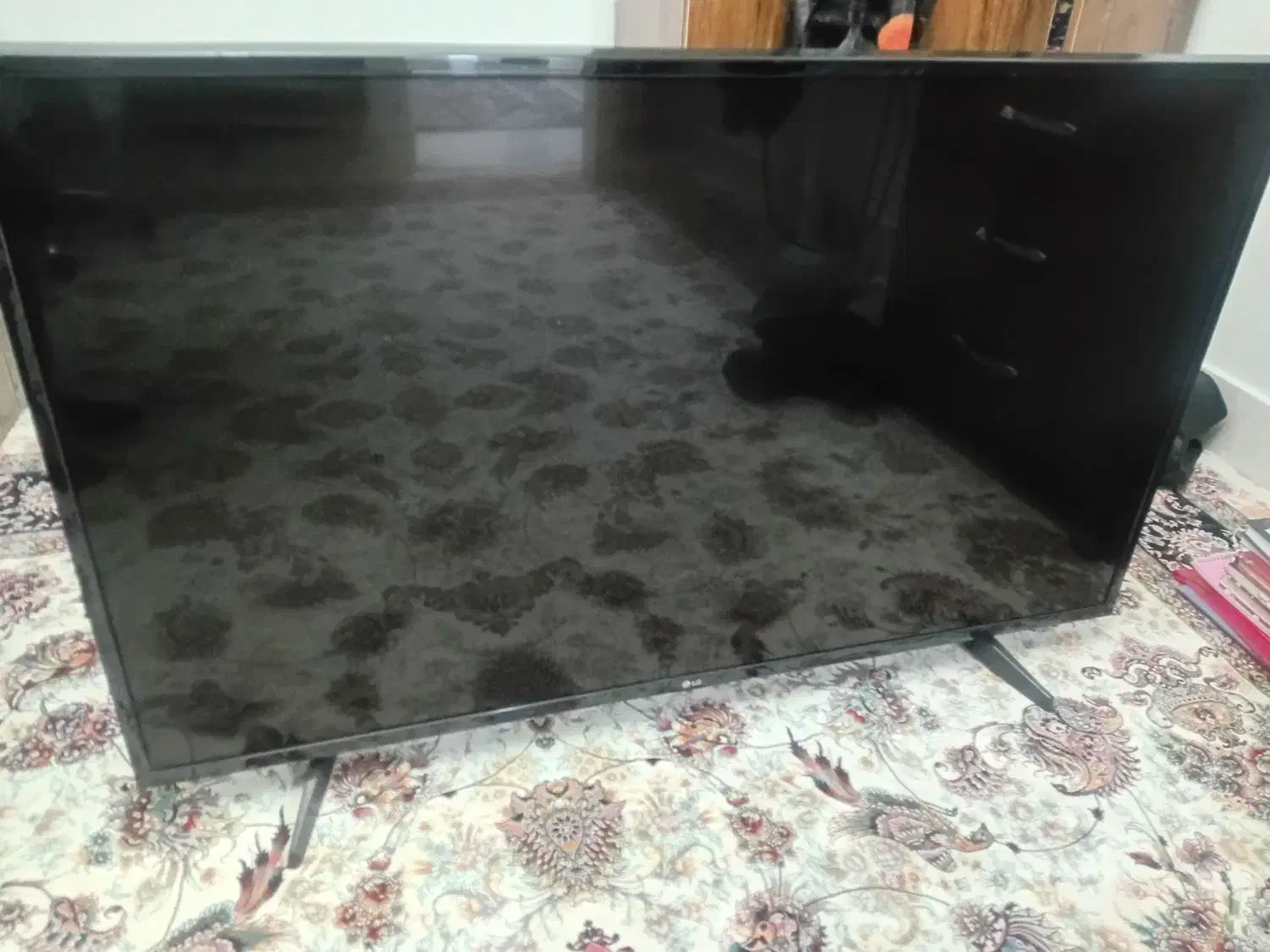 ال ای دی ۴۹ اینچ ال‌جی LG49|تلویزیون و پروژکتور|شاهین‌شهر, شهرک گلدیس|دیوار