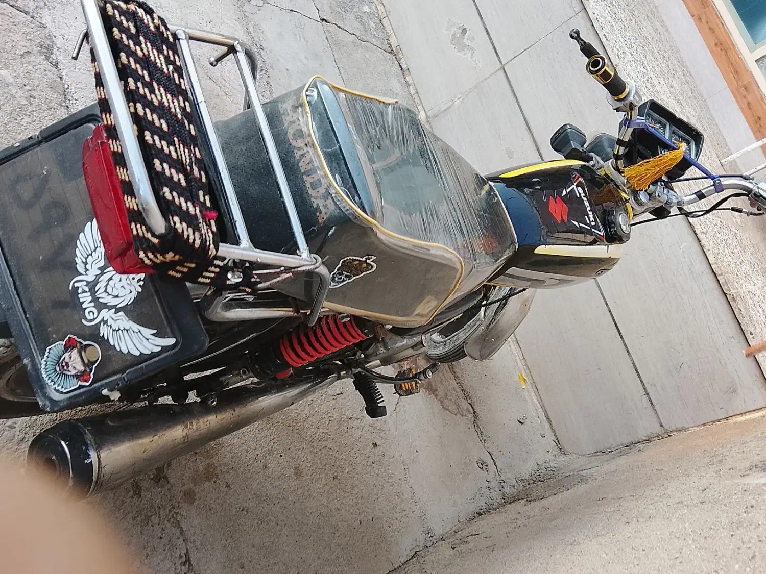 موتور 125|موتورسیکلت|زاغه, |دیوار