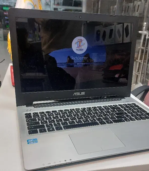 فروش انواع لپ تاپ، سورفیس بصورت نقد و اقساط|رایانه همراه|کازرون, |دیوار