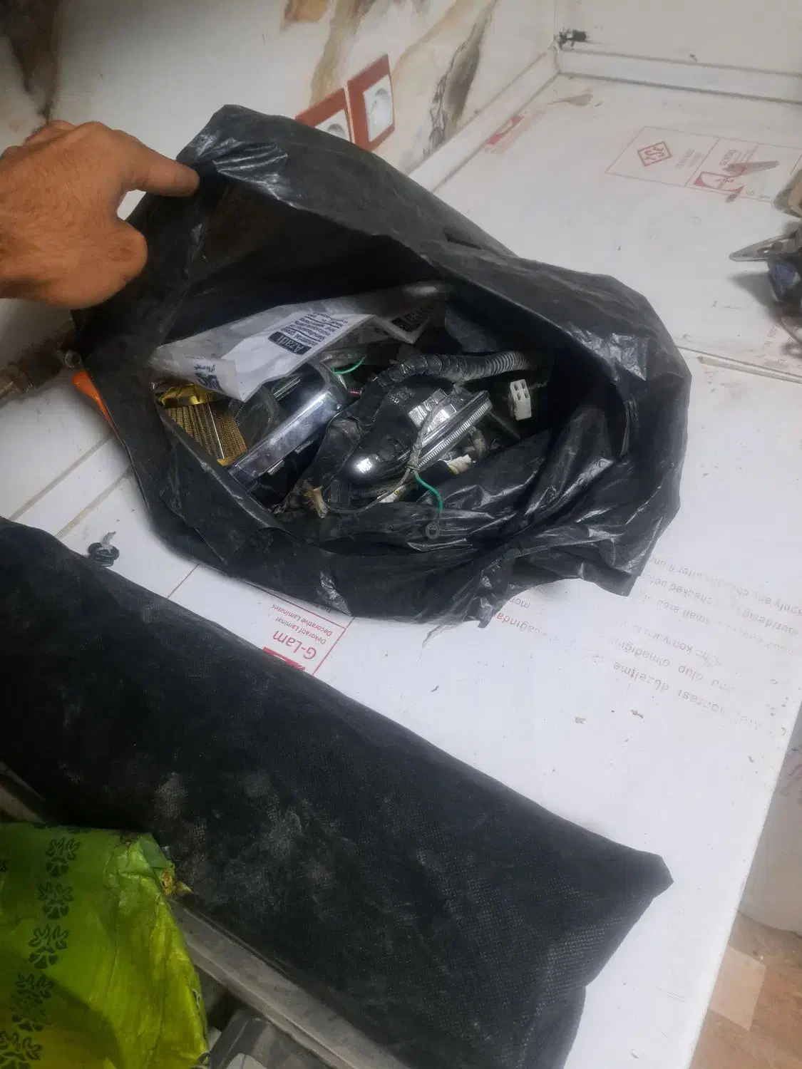 وسایل موتور ۱۲۵|قطعات یدکی و لوازم جانبی|آبادان, |دیوار