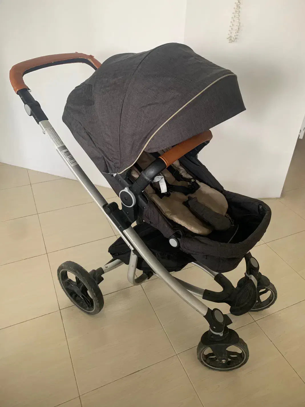 کالسکه کودک خارجی|کالسکه و لوازم جانبی|بجنورد, |دیوار