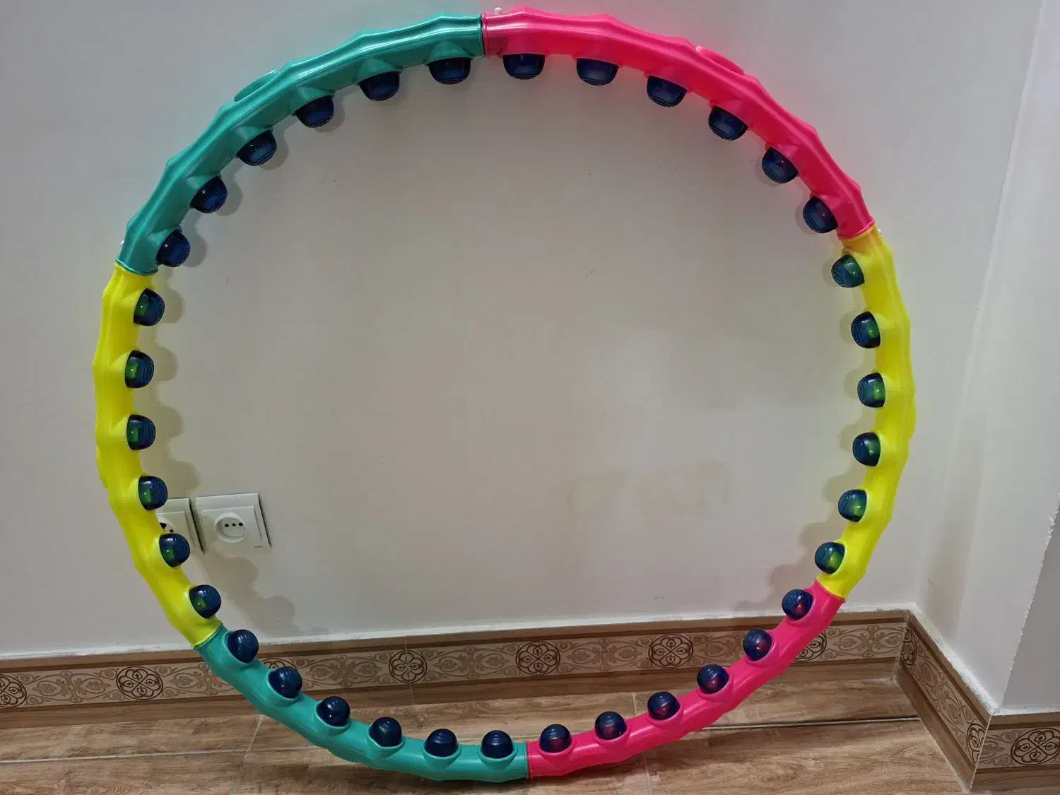 حلقه ورزشی هولا هوپ|تجهیزات ورزشی|گنبد کاووس, |دیوار