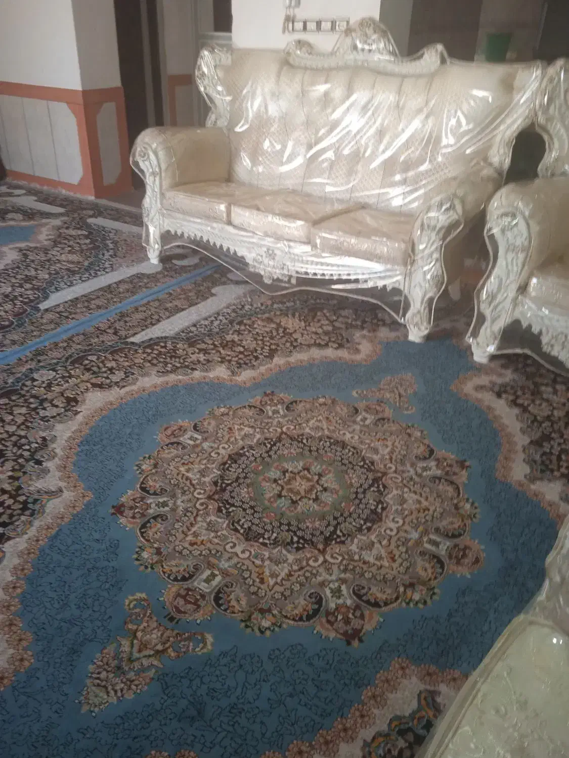 مبل ۷نفره با1عدد میز و 2تاگل میزشیشه ای|مبلمان خانگی و میز عسلی|کوه چنار, |دیوار