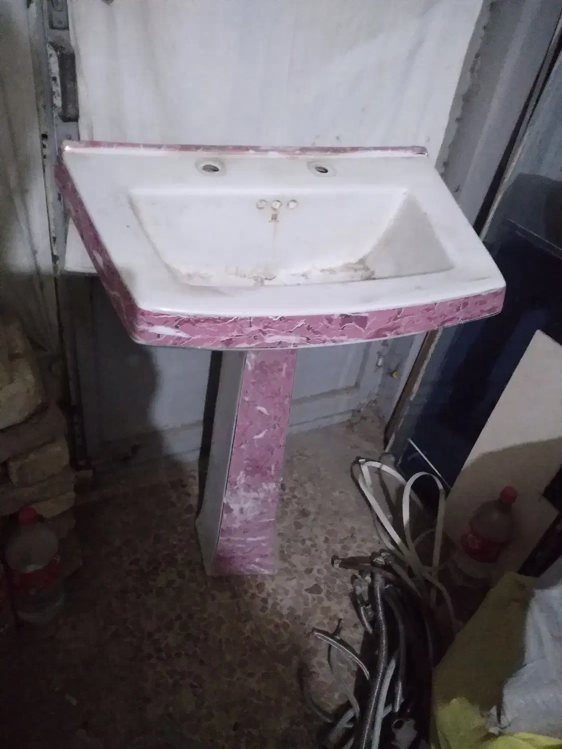 روشویی با پایه|لوازم سرویس بهداشتی|مشهد, آزادشهر|دیوار