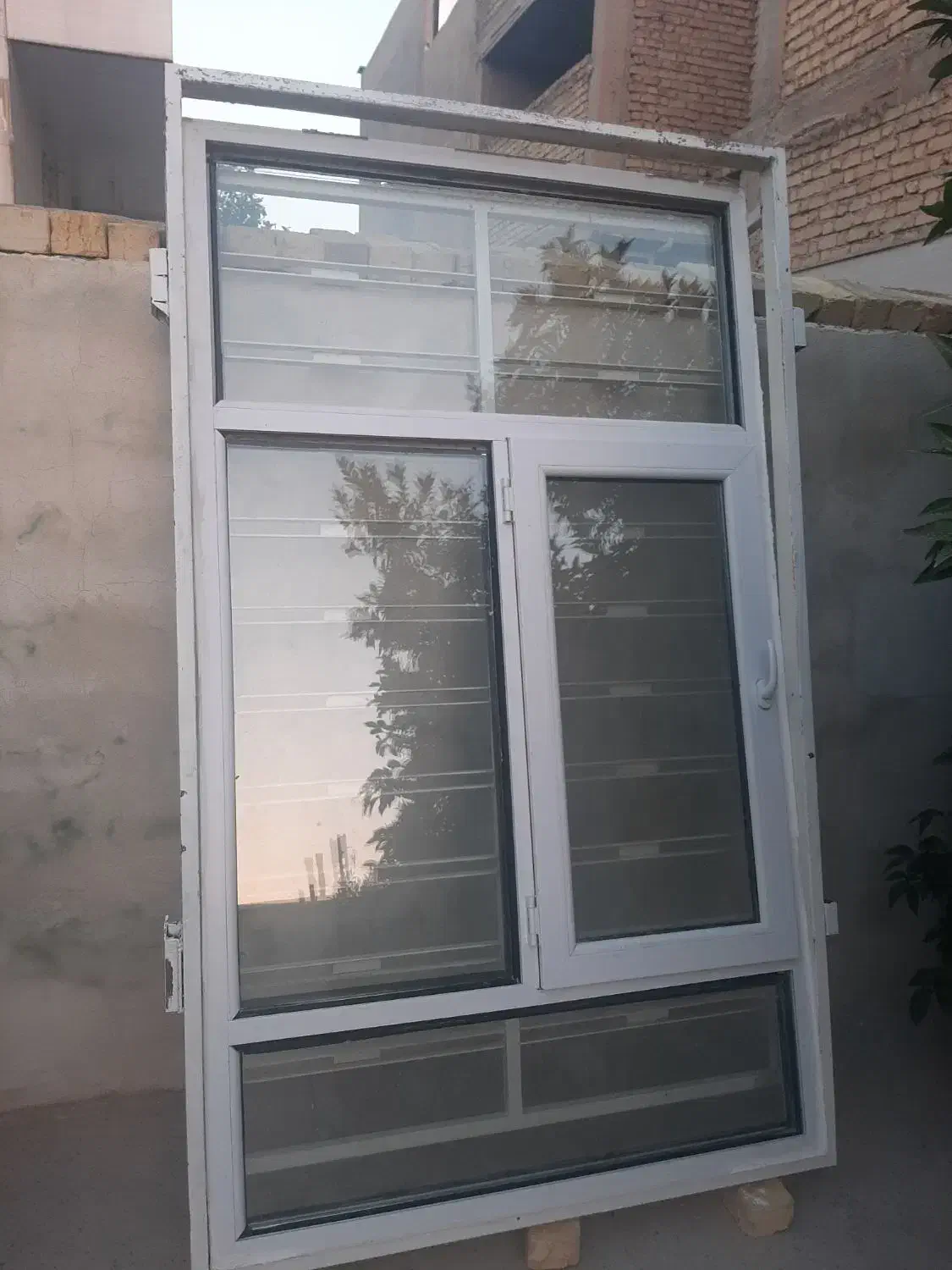 فروش پنجره یو پی وی سی همراه با دزدگیر آهنی|مصالح و تجهیزات ساختمان|نورآباد ممسنی, |دیوار
