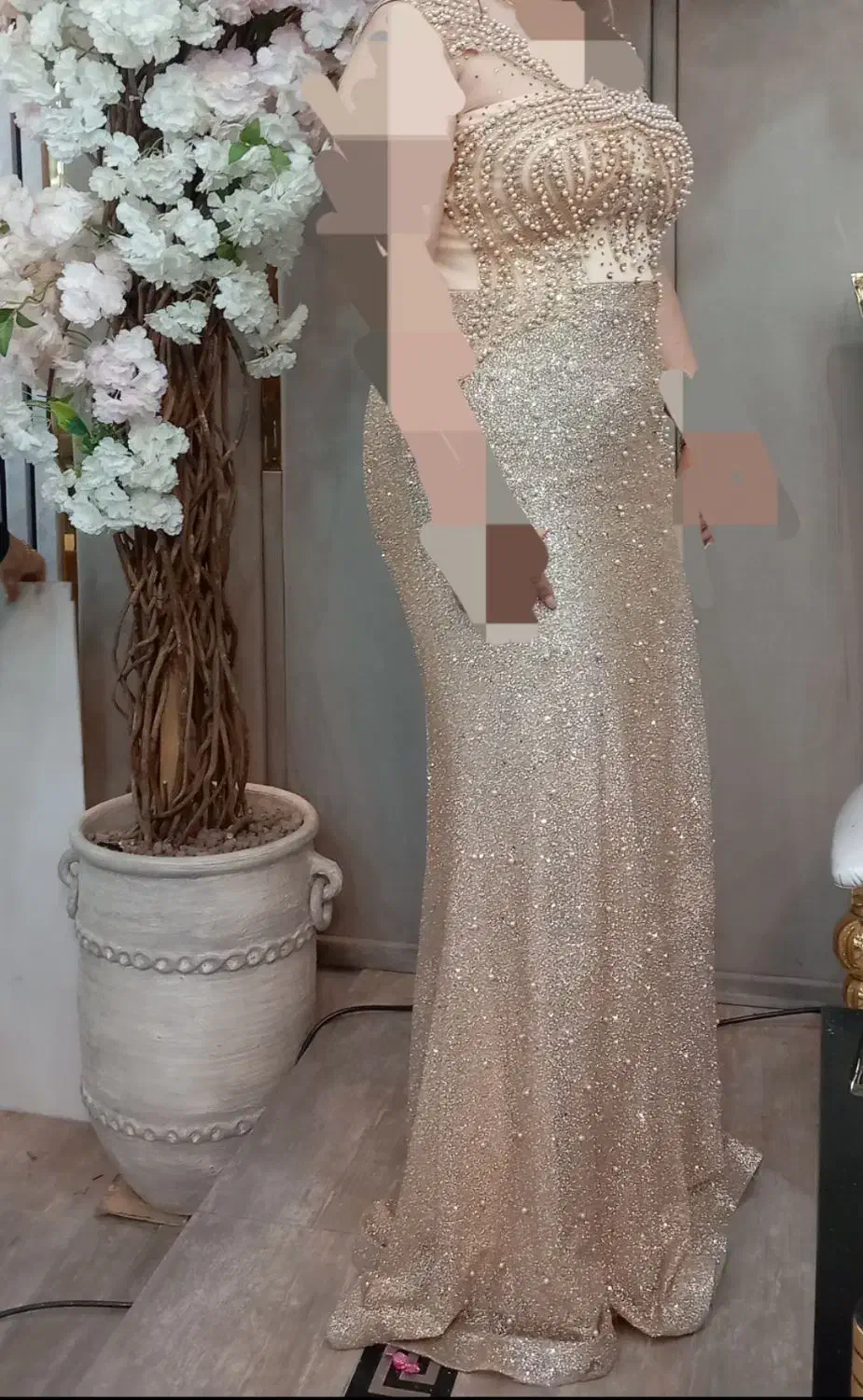 لباس مجلسی|لباس|ورامین, ورامین|دیوار