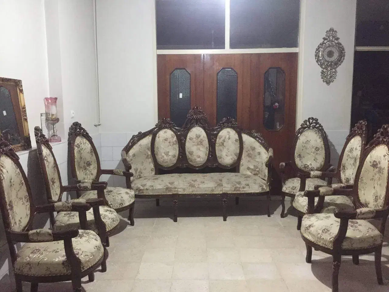 مبل سلطنتی 9 نفره|مبلمان خانگی و میز عسلی|قم, شهرک امام حسن|دیوار