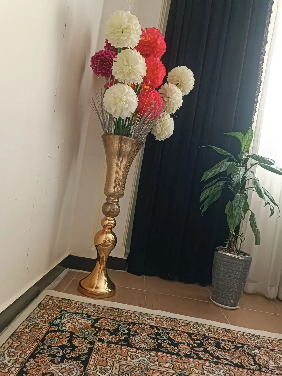 گل وگلدان|گل مصنوعی|اسدآباد, |دیوار