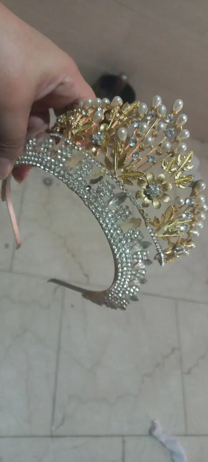 تاج|زیورآلات و اکسسوری|رباط‌کریم, الارد|دیوار