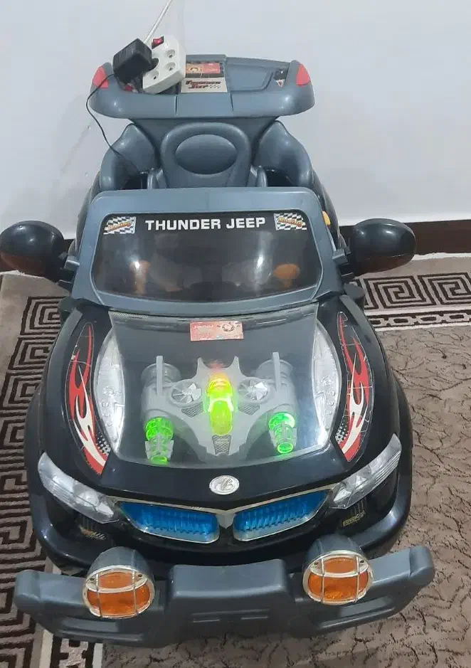 ماشین شارژی مدل جیپ|اسباب‌بازی بچه|بهبهان, |دیوار