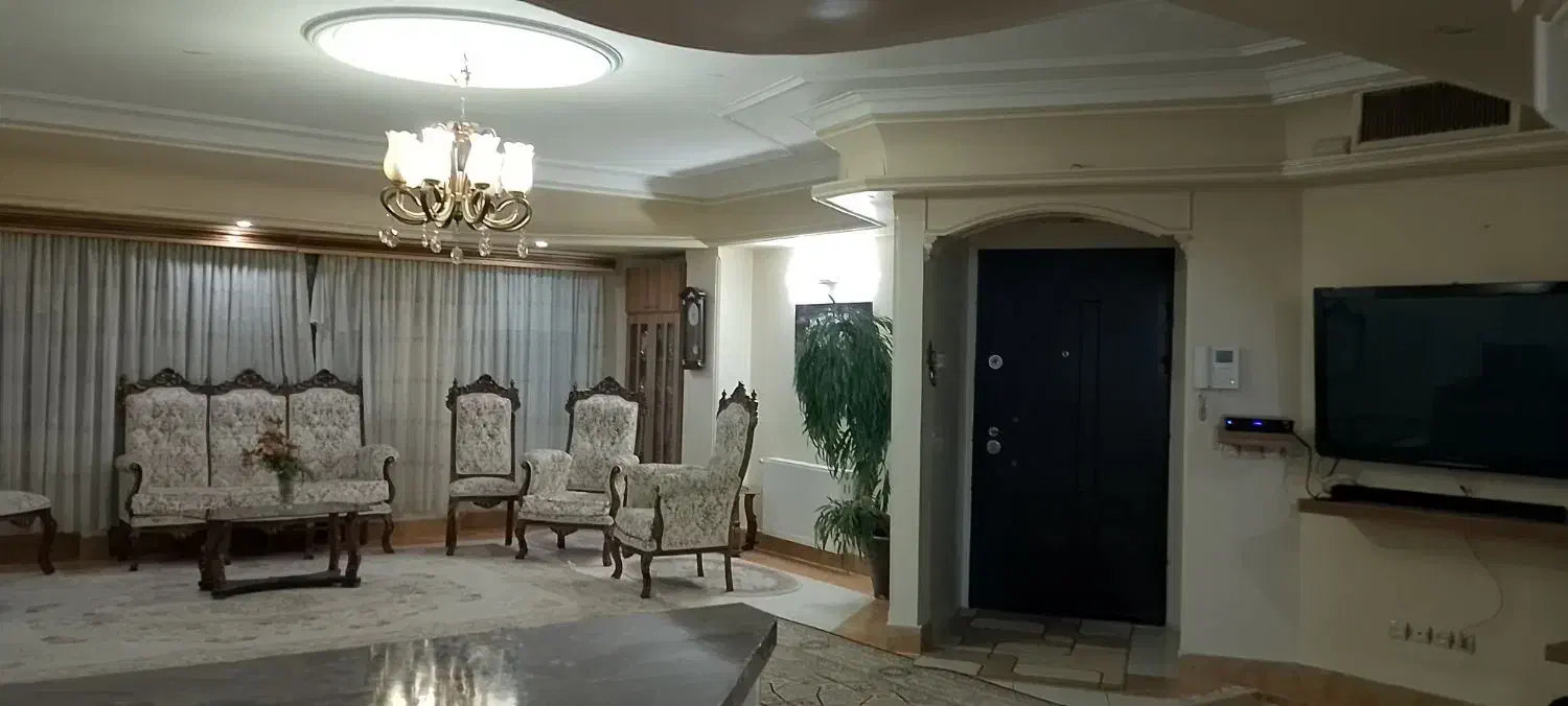 آپارتمان 127 متر تک واحد عظیمیه کاج|فروش آپارتمان|کرج, عظیمیه|دیوار