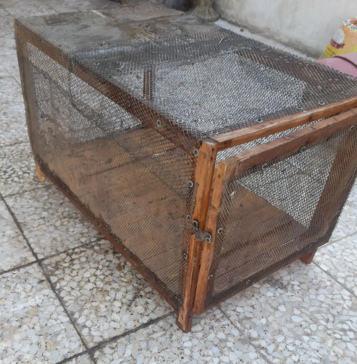 باهنر|حیوانات مزرعه|اهواز, کوی باهنر|دیوار