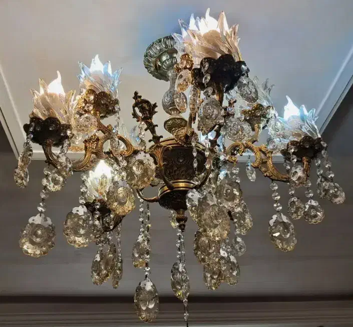 لوستر برنجی ۱۶ شاخه کاملا سالم و خوش رنگ|لوستر و چراغ آویز|قرچک, مهدیه|دیوار