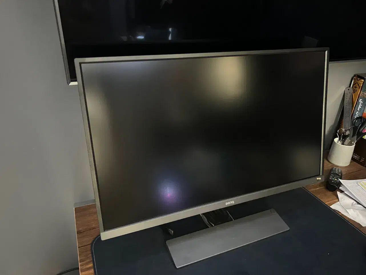 مانیتور ۳۲ اینچی benq ew3270 4k  با گارانتی درحدنو|قطعات و لوازم جانبی رایانه|مشهد, شهید فرامرز عباسی|دیوار