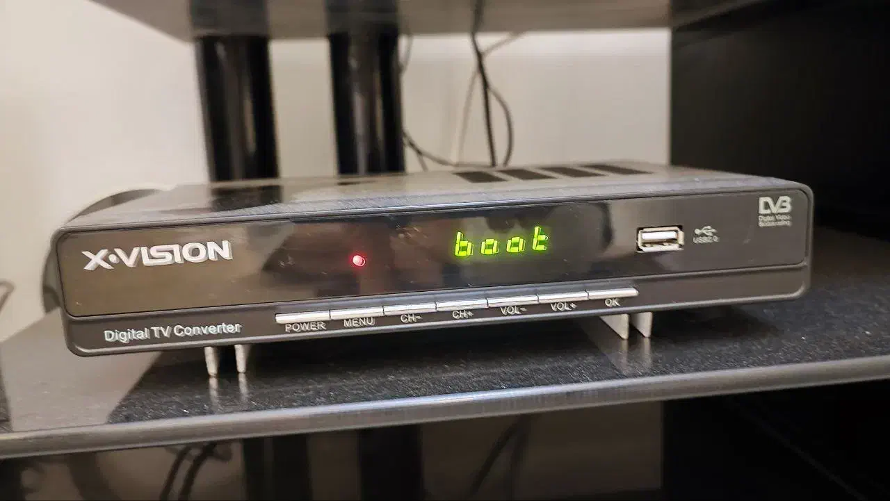 دیجیتال ایکس ویژن اصلی|تلویزیون و پروژکتور|رشت, گلسار|دیوار