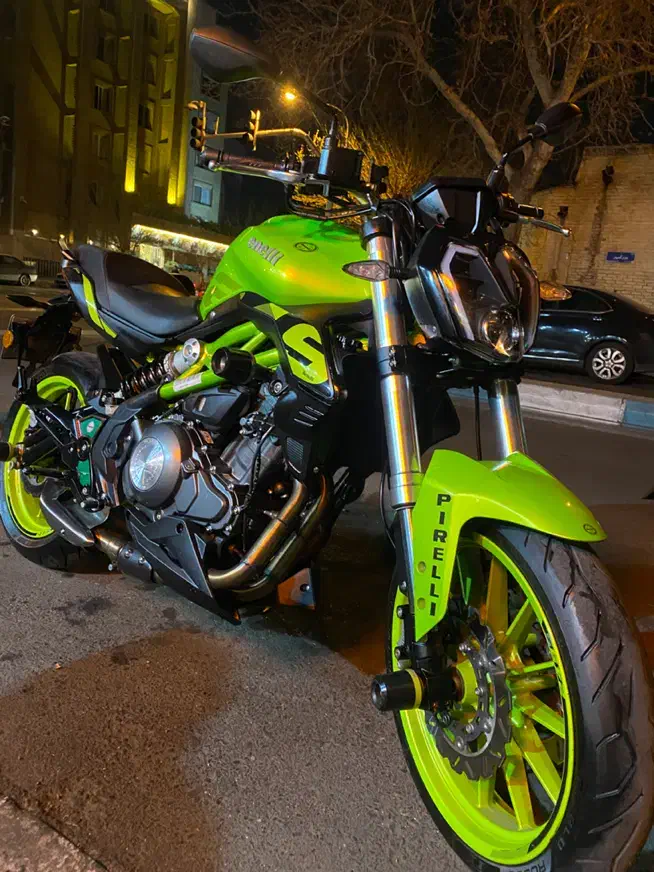 بنلی ۳۰۰|موتورسیکلت|تهران, لاله زار|دیوار