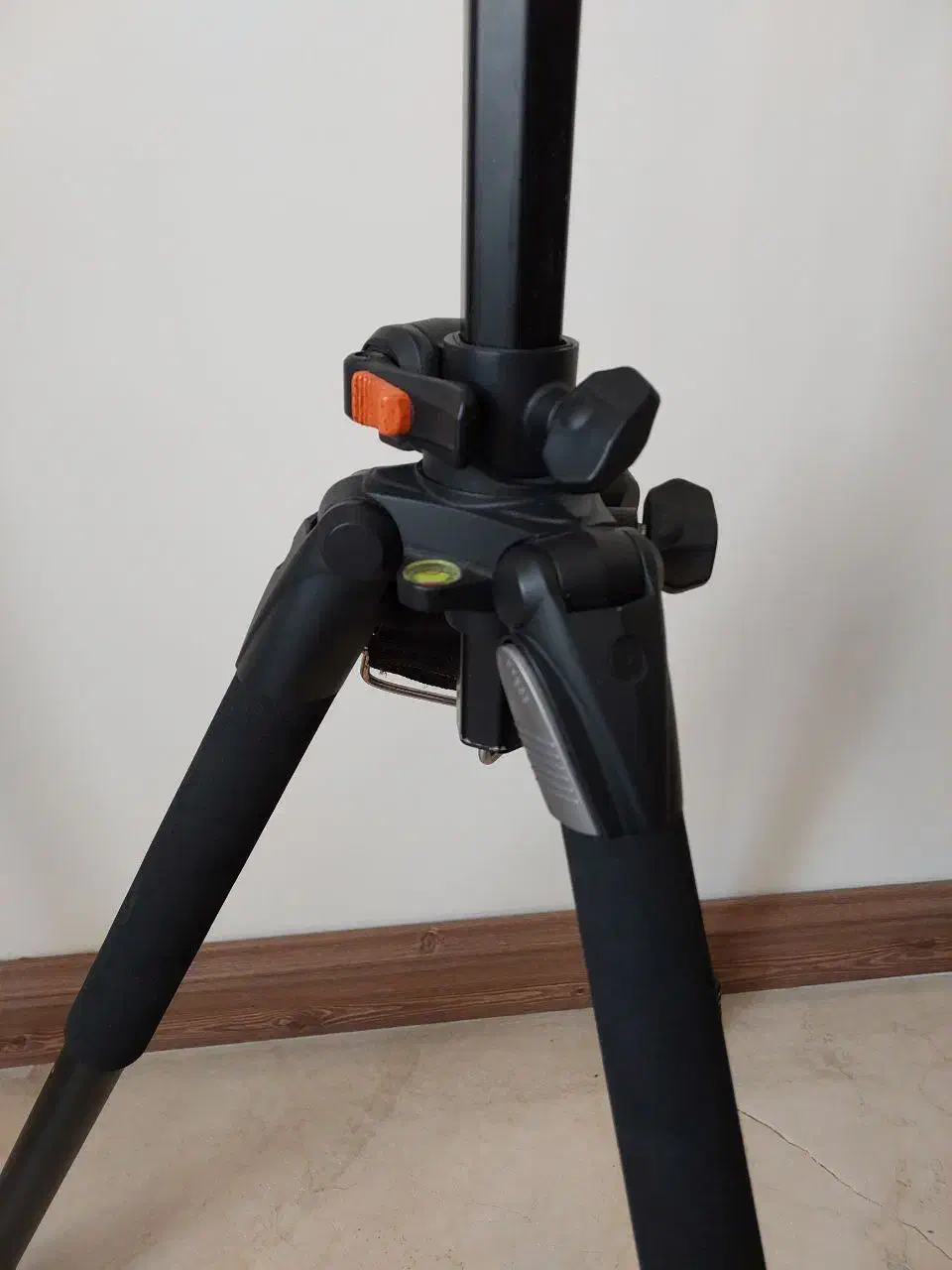 سه پایه ونگارد Vanguard Alta Pro 263AT|دوربین عکاسی و فیلم‌برداری|تهران, علم و صنعت|دیوار