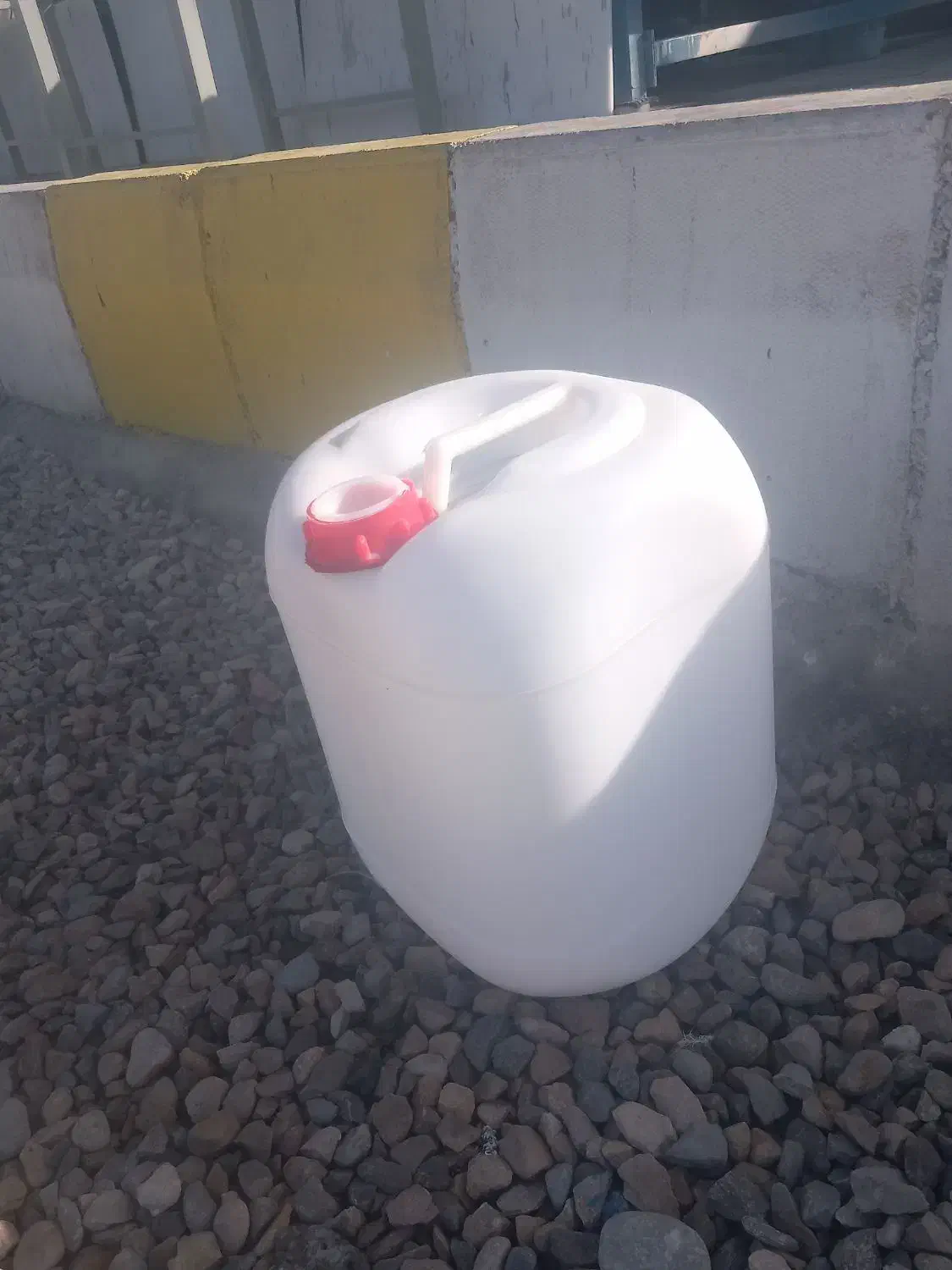 دبه ۲۰ لیتری موجود است|ظروف نگهدارنده، پلاستیکی، یکبارمصرف|بندرعباس, |دیوار