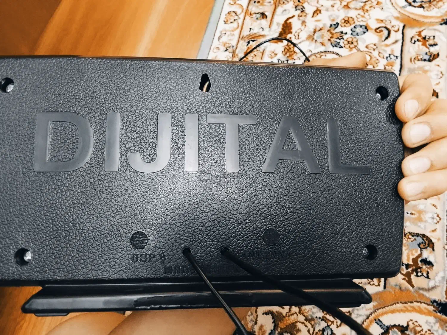 آنتن|صوتی و تصویری|پرند, فاز ۵|دیوار