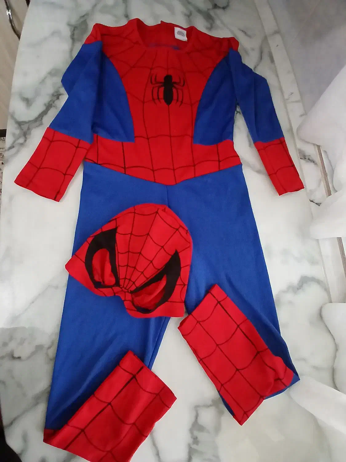 لباس مردعنکبوتی|کفش و لباس بچه|اردبیل, |دیوار