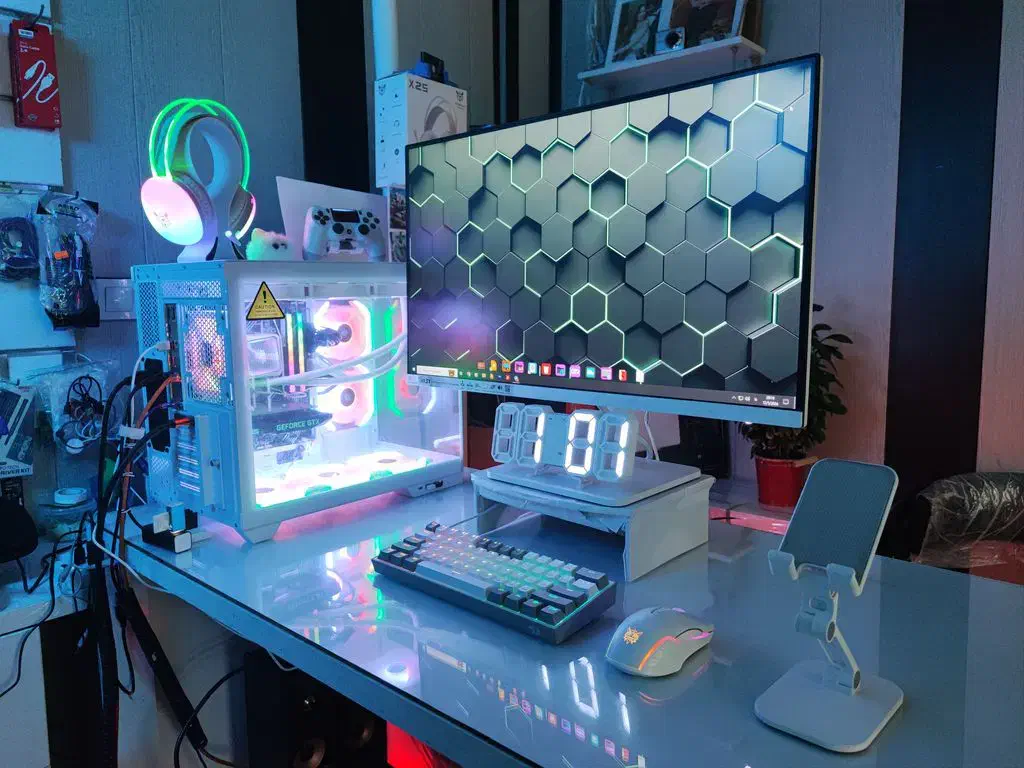 مانیتور 27 اینچی MSI|قطعات و لوازم جانبی رایانه|ری, شهرری|دیوار