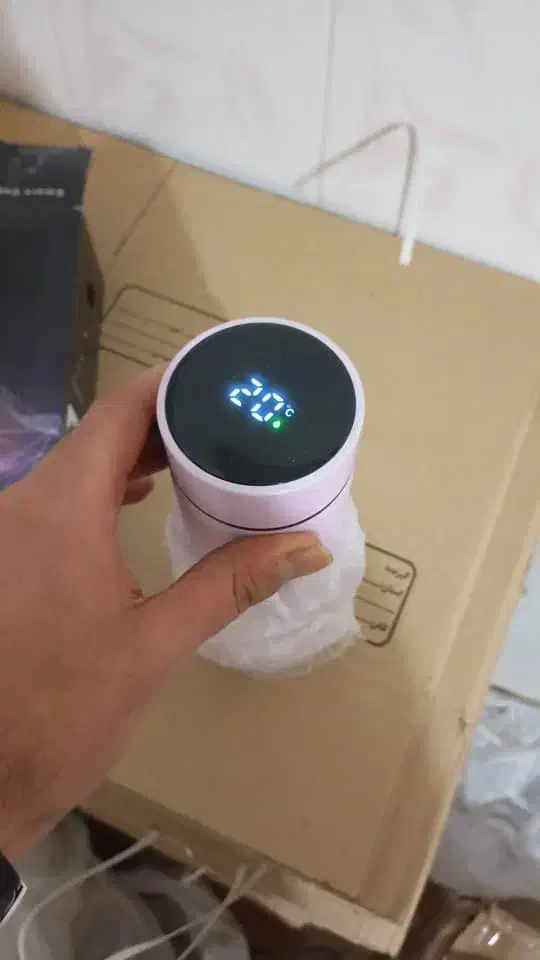 فلاسک هوشمند دماسنج دار ظرفیت 0.5 لیتری|کوهنوردی و کمپینگ|سیلوانه, |دیوار