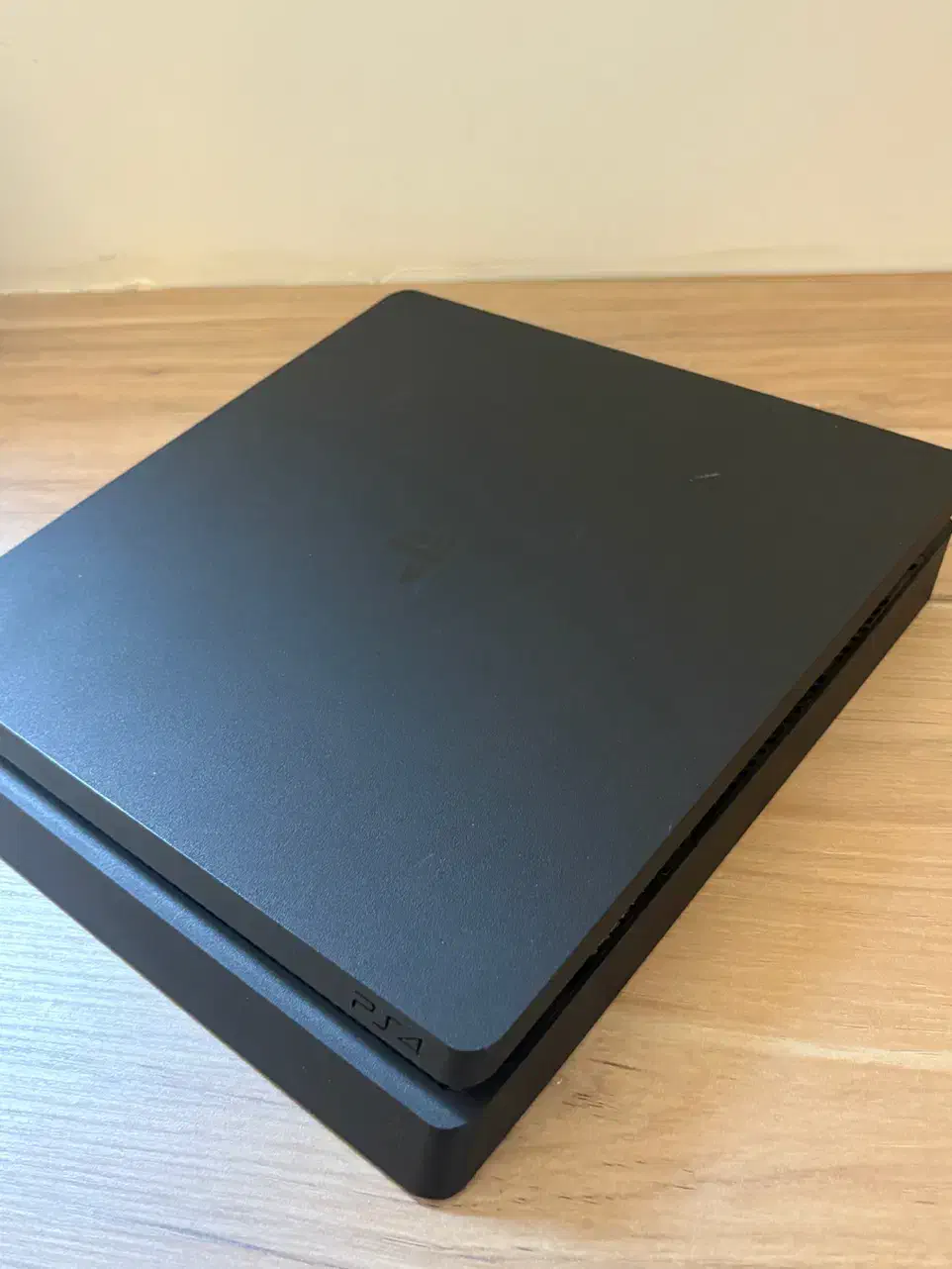 Ps4 slim 1TB|کنسول، بازی ویدئویی و آنلاین|قائم‌شهر, |دیوار