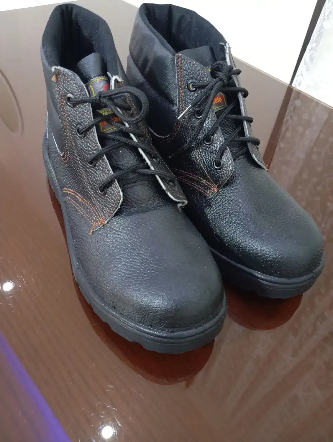 کفش کار|کیف، کفش، کمربند|محمدشهر, محمدشهر|دیوار