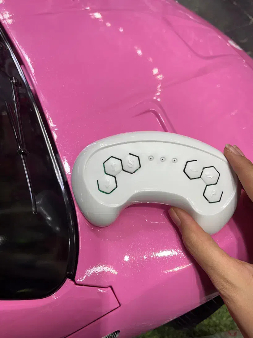 ماشین شارژی مازراتی صورتی|اسباب‌‌بازی|قم, کیوانفر|دیوار