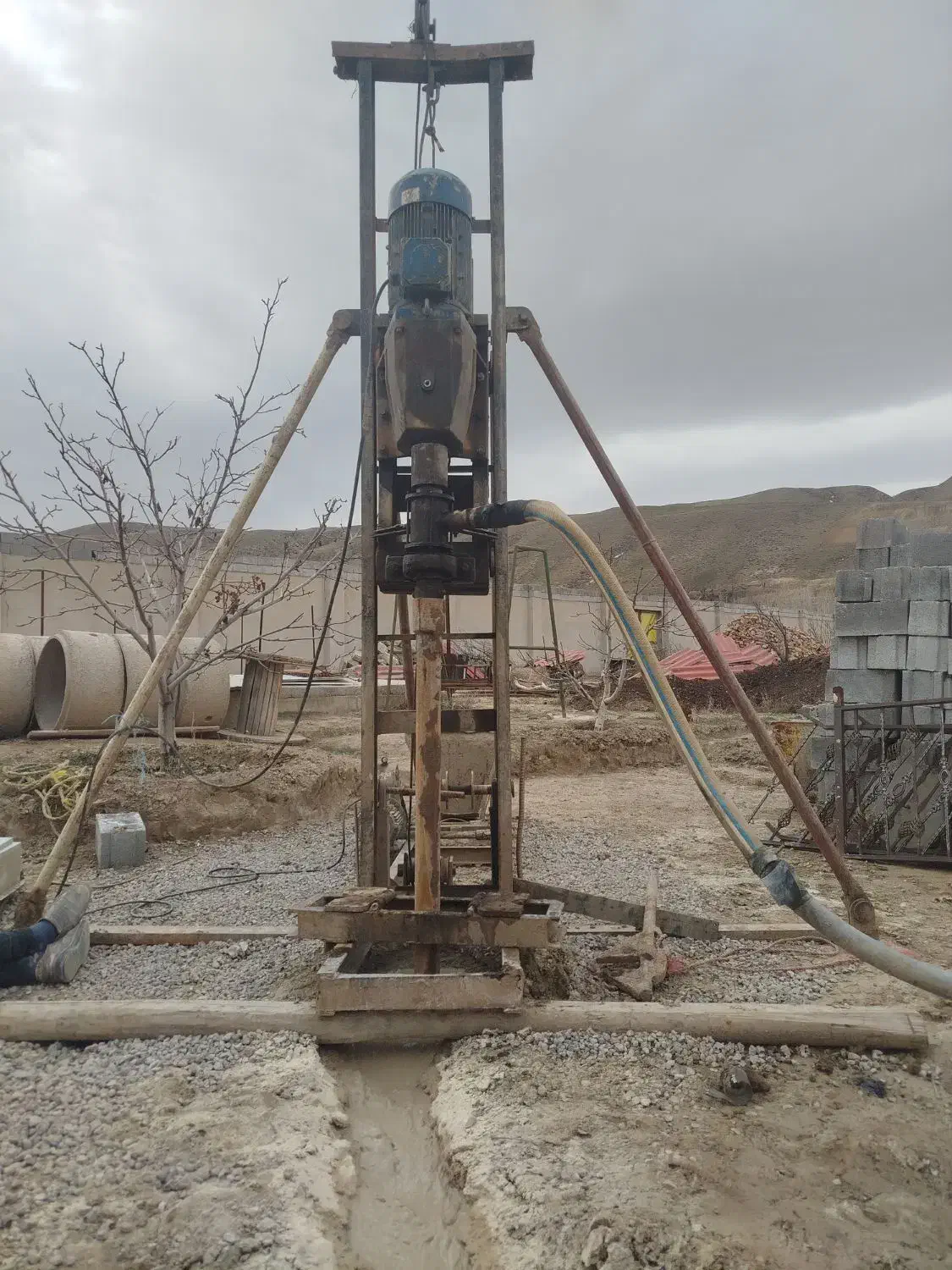 حفاری چاه با مته و دستگاه|خدمات پیشه و مهارت|تبریز, |دیوار