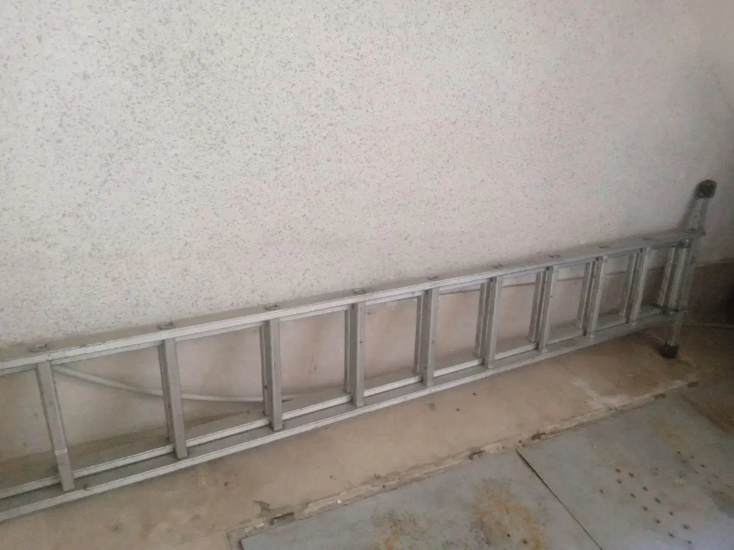 نردبان آلمینیومی ۵متری|ابزارآلات|محمدشهر, شهرک پیام (مهرالبرز)|دیوار