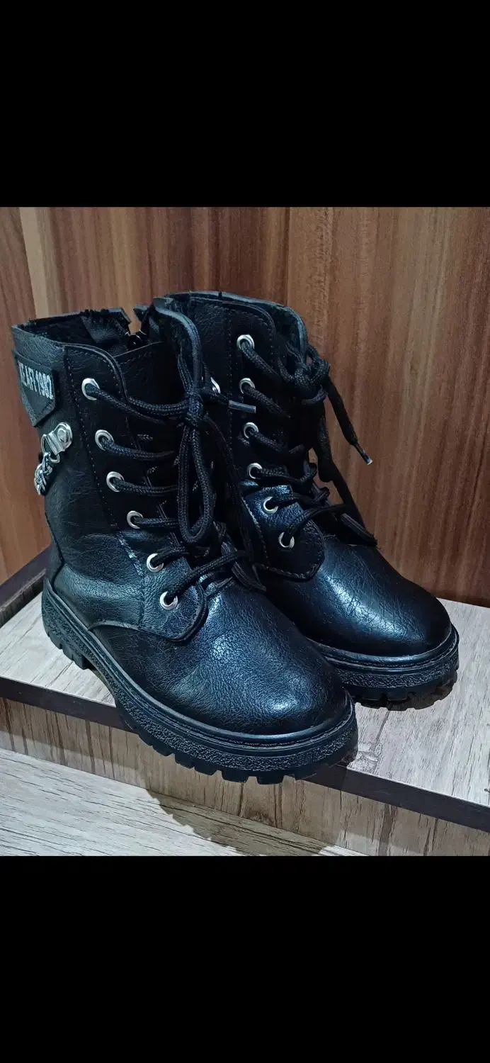 نیم بوت دخترانه|کفش و لباس بچه|شهرکرد, |دیوار