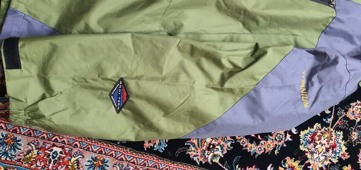 کاپشن کلمبیا|کوهنوردی و کمپینگ|شیراز, ارم|دیوار