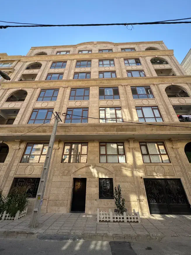 ۱۰۶ متر تجهیز / دو پارکینگ سندی / سند تک برگ|فروش آپارتمان|گرمدره, |دیوار