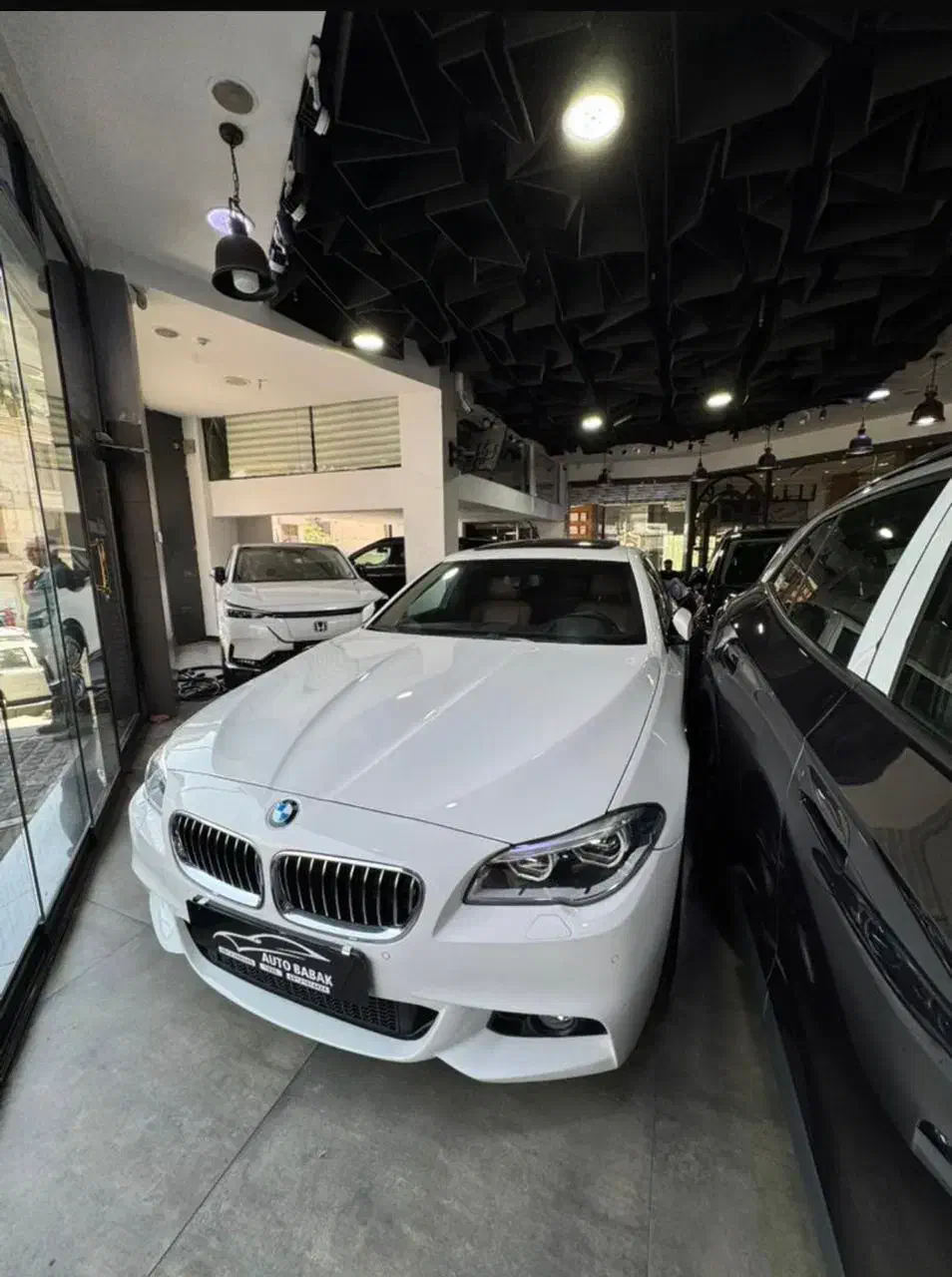 بی ام و ۵۲۰ در حد|خودرو سواری و وانت|تهران, سعادت‌آباد|دیوار