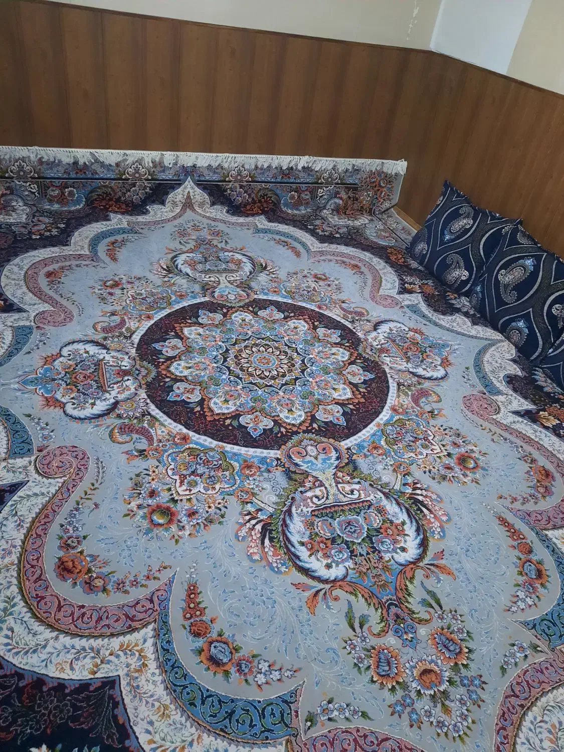 وسایل منزل|تلویزیون و پروژکتور|شیراز, انجیر|دیوار