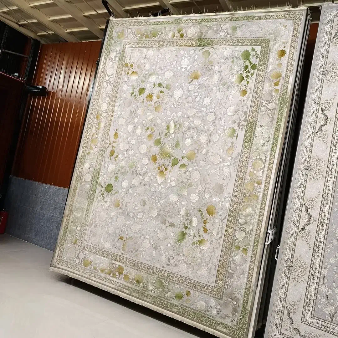 فرش نقش کهن در طرح *بژ ونقره ایی۱۲۰۰|فرش|بوشهر, |دیوار